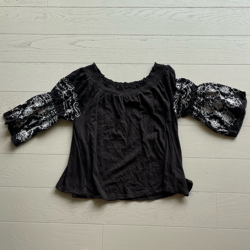 FREE PEOPLE off the shoulder top